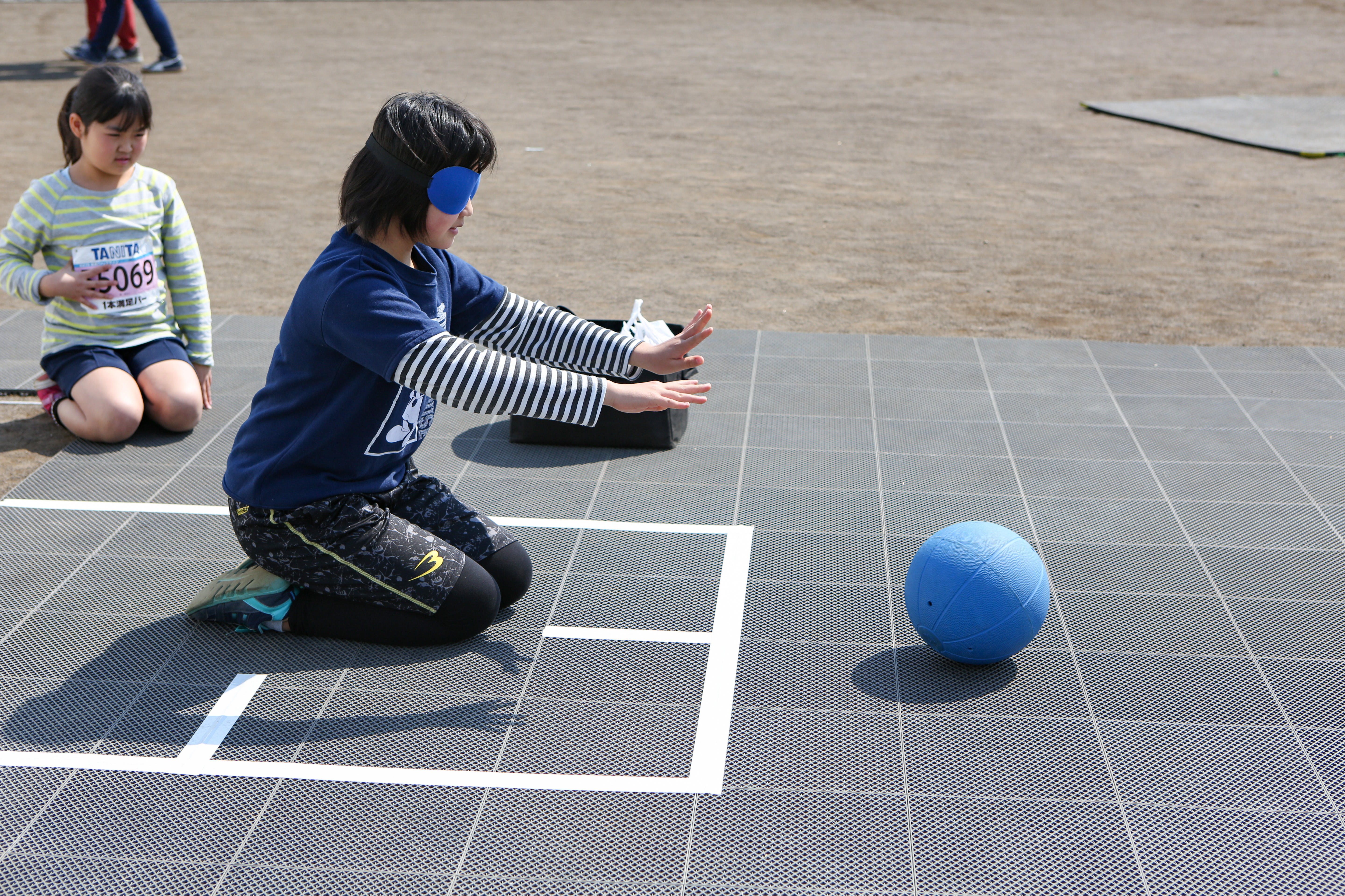 ゴールボール 教えてオリンピック パラリンピック 東京大会開催準備 東京都オリンピック パラリンピック準備局