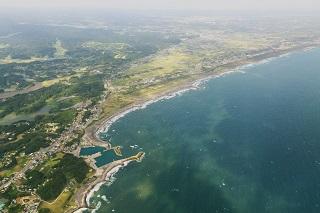 釣ヶ崎海岸サーフィンビーチ